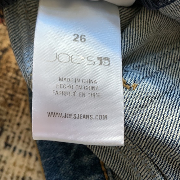 Joe’s Jeans Maternity The Ozzie 4” Cut off Short Size 26 - Picture 5 of 5